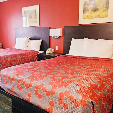 Budgetel inn&Suites Fort Scott Eksteriør bilde