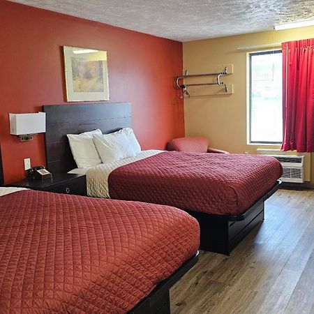 Budgetel inn&Suites Fort Scott Eksteriør bilde