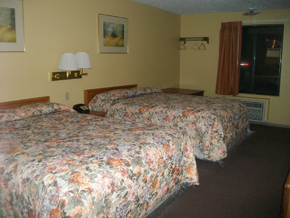 Budgetel inn&Suites Fort Scott Eksteriør bilde